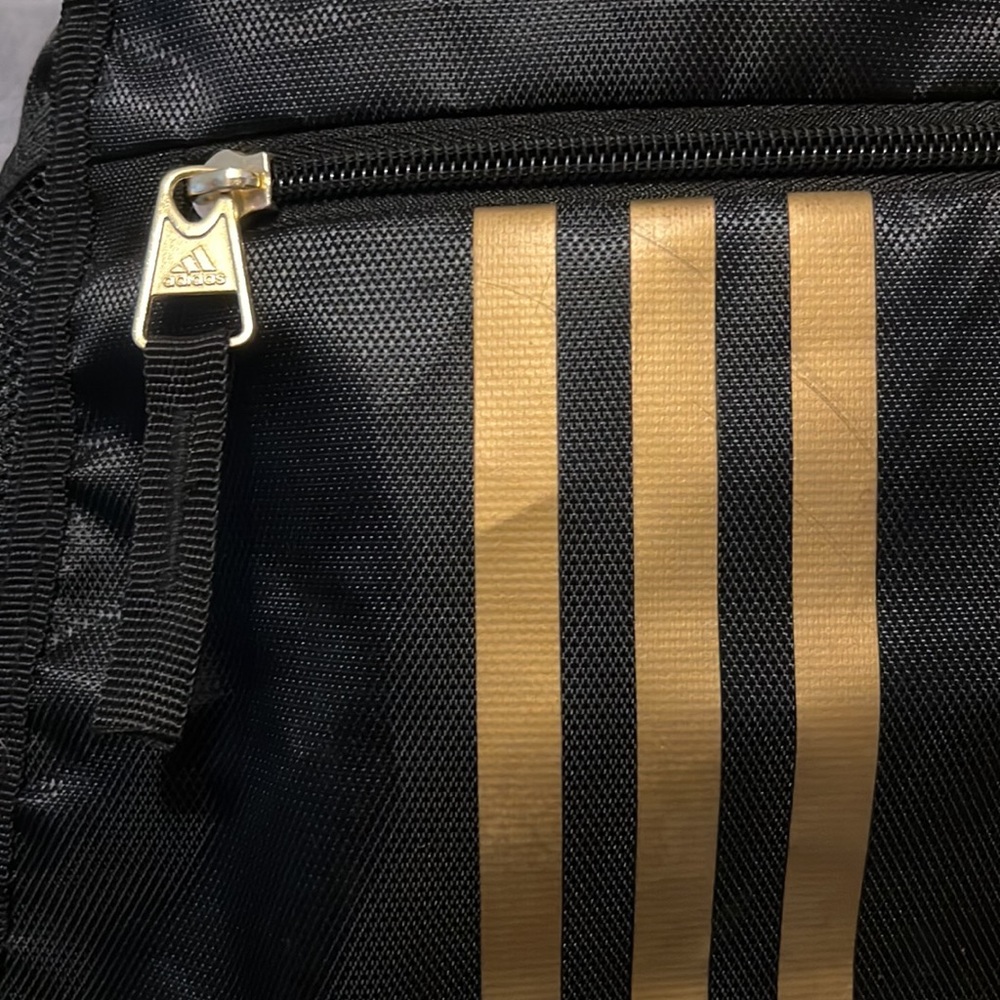Adidas jaw string backpack - Picture 2 of 5